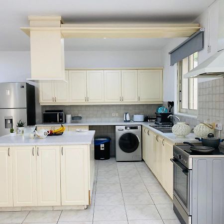 Gaia - 4 Bedroom House In Λάρνακα Εξωτερικό φωτογραφία