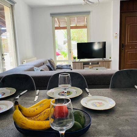 Gaia - 4 Bedroom House In Λάρνακα Εξωτερικό φωτογραφία